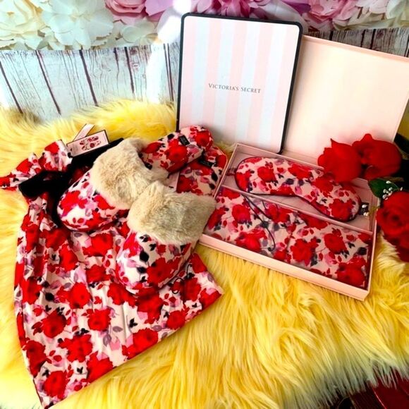 Victoria Secret Satin Slipper+Eye Mask+Pillow Case